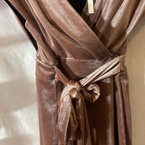 ASOS velvet dress - Picture 7 of 10